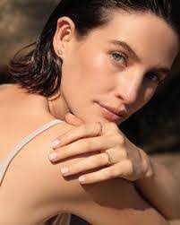 Shanika Malone's Instagram, Twitter & Facebook