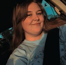 Nail technician services in Albany