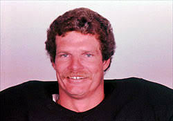Question & Answer Ted Hendricks
