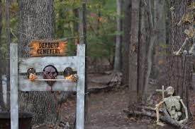 Halloween Haunted Trails On Pinterest Haunted Trail Ideas Haunted Trail Ideas Halloween Decorations To Make Spooky Halloween Decorations