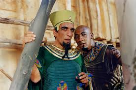 Missie cleopatra, asterix & obelix. Asterix Obelix Mission Cleopatre Asterix Èi Obelix Misiune Cleopatra 2002 Film Cinemagia Ro