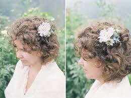 Fall in love with wedding invitations from zazzle. Delicate And Romantic Seasonal Wedding Hair Flowers Beautiful Alternatives To The Flower Crown The Natural Wedding Company The Natural Wedding Company