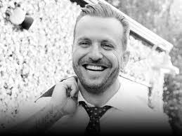 Ryan Vickers's Instagram, Twitter & Facebook