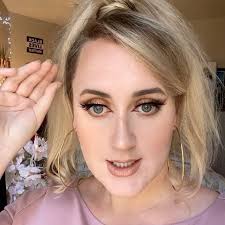Rob broski livingston is a british street fighter player. Brittany Broski Tiktok Star Wikipedia Bio Age Height Weight Family Net Worth Career Facts Starsgab