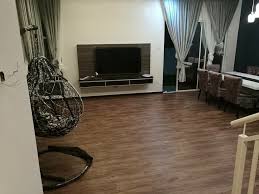 Vinyl yang digunakan itu adalah jenis karpet vinyl meteran.permukaannya doff dgn serat mirip jadi total biaya yang aku keluarin untuk karpet vinyl ini adalah 6x48.000+52.000 (disc ongkir shopee 50rb cara pasang karpet lantai vynil, makeover lantai dapur budget 150rb. Type Vinyl Area Dapur Zf Wood Flooring Kuantan Kl Facebook