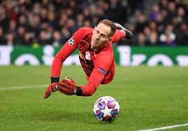 Gulácsi was named as liverpool's substitute goalkeeper eighteen times in 2012/13, mostly for despite the move up in standard, gulacsi has now secured his status as rb leipzig's first choice. Peter Gulacsi Interview Lfc Experience Was Key In My Development Liverpool Fc