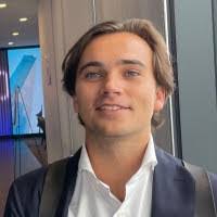 Stephanie Mix's Instagram, Twitter & Facebook