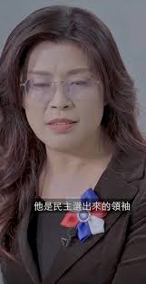 我真的從一開始就沒有跟國民黨有任何問題。甚至因為我以前的一些發文看起來比較親國民黨，常常還被人叫作「草」🤷‍♂️  雖然我從來沒有公開表示我喜歡哪一個台灣的政黨，也沒說支持任何一個，但看到最近新任國民黨主席鄭麗文的訪問後，真的讓我感到很害怕。 她在形容普丁 ...