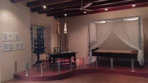 Menyadari kedudukannya sebagai putra seorang selir, diponegoro menolak keinginan ayahnya, sultan hamengkubuwana iii, untuk. Intip Kamar Pangeran Diponegoro Di Museum Sejarah Jakarta Yuk Beritabaik Id