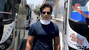 Sonu sood wiki, biography, age, height, wife, movies, images. Rana Ayyub To Vikas Khanna Many Stars In Lockdown Crisis But Bjp Loves Only Sonu Sood