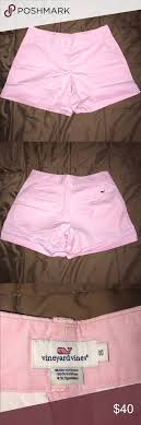 vineyard vines shorts beautiful condition please see size