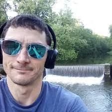 Crystal Petrie's Instagram, Twitter & Facebook