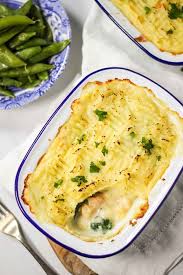 Easy Fish Pie With Cheesy Mash The Easiest Fish Pie You Ll Ever Make Recipe Easy Fish Pie Recipe Fish Pie Recipes