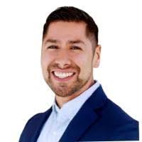 Andy Olivas's Instagram, Twitter & Facebook