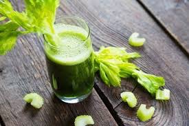 5 Incredibili Benefici Del Sedano Vivere Piu Sani Recette De Jus Detox Recette Jus De Legumes Alimentation Saine Pour La Sante