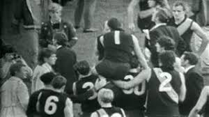 Aged 32, serge wanted to retire after the 1970 triumph, but coach barassi and the match committee talked him into just one more season. Hall Of Fame Legend Sergio Silvagni Youtube