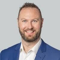 Scott Iliff's Instagram, Twitter & Facebook