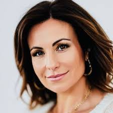 Janelle Lester's Instagram, Twitter & Facebook