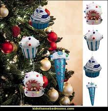 Colorful wrapped sweet, lollipop, cane. Decorating Theme Bedrooms Maries Manor Christmas Candyland Bedroom Ideas Christmas Candy Land Theme Candyland Christmas Decorations Christmas Candy Bedding Candy Christmas Tree Candy Stripe Chritmas Decorating Candy