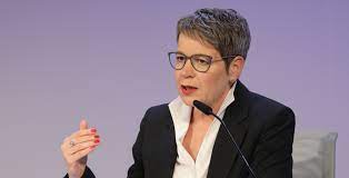 We did not find results for: Cfo Simone Menne Verlasst Boehringer Ingelheim Finance Magazin