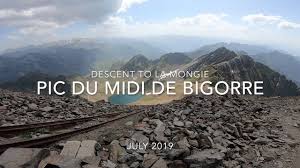 The derby du pic is also a firm favourite with skiing and snowboarding enthusiasts form all over the world. Pic Du Midi De Bigorre Mtb Descent Descente Vtt Youtube