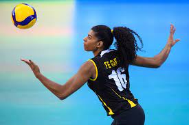 She competed at the 2012 and 2016 summer olympic games. Fernanda Garay Quebra Nariz Passa Por Cirurgia E Desfalca Praia Clube Volei Ge