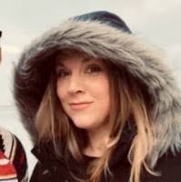 Melanie Eaton's Instagram, Twitter & Facebook