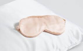 Shop with a specialist, get credit with apple trade in, choose free delivery or pickup, and more at the apple store online. 12 Best Sleep Masks Of 2021 For Reducing Puffy Under Eye Circles Wwd