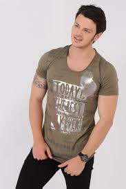Todays Baskili Haki T Shirt Giyim Indirim Kampanya Bayan Erkek Bluz Gomlek Trenckot Hirka Etek Yelek Mont Kase Kaban Erkek Tisort Moda Trenckot