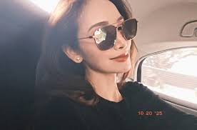 I have 450 perfumes 😅 The best way to get something new out of it... Is to  LAYER 😍 Let's play around with some new combinations with the newest  Pleines Nature Collection