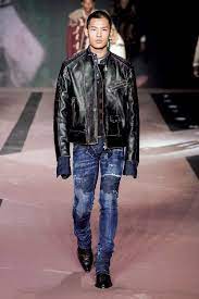 Dsquared2 Automne Hiver 2020 2021 Milano Fashion Week Men S Essential Homme Mode Homme Hiver Mode Homme Vetements Homme
