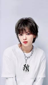 Twice Jeongyeon Nao Sou Muito Fa De Kpop Feminino Mais Essa Aqui Me Conquistou Seoyoon Jeong Cabelo Curto Cabelo Curto De Menina Cabelo