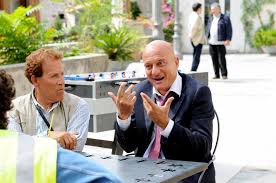 Situato nel centro di napoli, il benvenuti al sud offre sistemazioni con vista sulla città, a soli 1,3 km dal museo archeologico nazionale di napoli e a 1,5 km. Benvenuti Al Sud 2010 Films Released 2000 2020 Films Docu Filmitalia