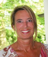 Diana Rabe's Instagram, Twitter & Facebook