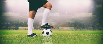 Finde bei sportscheck deine fußballschuhe für rasen, hartplatz oder halle. Fussballschuhe Test Bzw Vergleich 2021 Computer Bild