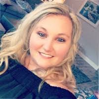 Rae Lindsey's Instagram, Twitter & Facebook