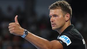 Bernd leno torwart 8 spiele 0 tore manuel. Handball Em 2020 Christian Prokop Gibt Deutschen Kader Bekannt Bitter Zuruck Heinevetter Raus Sportbuzzer De