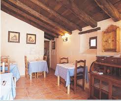 The 'country houses' may be rented by the building or by the room. El Rodeno Casa Rural En Albarracin Teruel