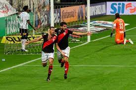 What's the atletico go score? Corinthians Perde Pro Atletico Go E Esta Perto Da 3Âª Eliminacao Do Ano