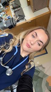 Nursing student offers babysitting services