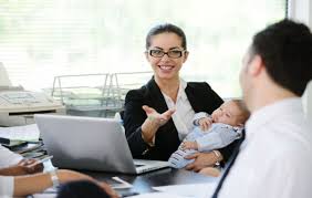 Jadi, kamu diharuskan juga mengenal dekat perusahaan yang kamu pegang akun media sosialnya. Bernas Id Menjadi Ibu Rumah Tangga Sekaligus Wanita Karir Why Not