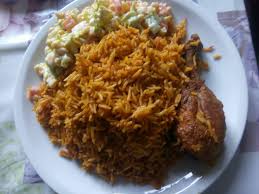 This is a delicious jollof rice recipe which is a combination of unique ghanaian flavors. Nigerian Jollof Rice Middenmangmiddenmang