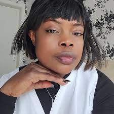 Marci Bloom's Instagram, Twitter & Facebook