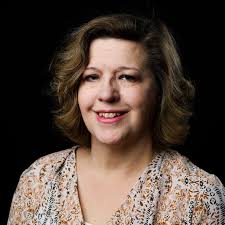 Donna Isbell's Instagram, Twitter & Facebook