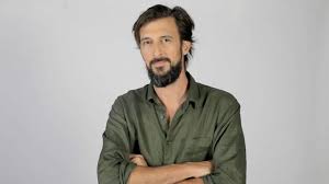 Bruno nogueira arrancou o 'princípio meio e fim', este domingo, na sic. Principio Meio E Fim E O Novo Programa De Bruno Nogueira