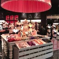 You'll have until your store closes on tuesday, 4/6 to pick up your order. Victoria S Secret Elmhurst Queens Center Mall