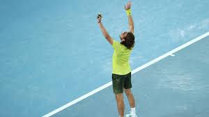 Rafael nadal swept past greek youngster stefanos tsitsipas in straight sets as the spaniard produced a masterful display to reach the australian open final and a shot at an 18th grand slam title. Tsitsipas Wirft Nadal In Funf Satzen Bei Den Australian Open Raus Kicker