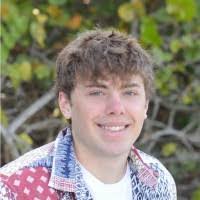 Shannon Simonson's Instagram, Twitter & Facebook