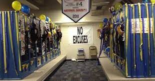 1000 Ideas About Football Locker Decorations On Pinterest Locker Room Decorations Football Locker Decorations Locker Decorations