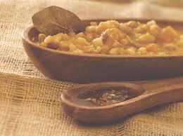 Te presentamos esta receta de comida argentina te presentamos esta receta de comida argentina, un típico plato criollo de la época de las colonias que cocinaba en el virreynato del rio de la plata. Locro Vegetariano